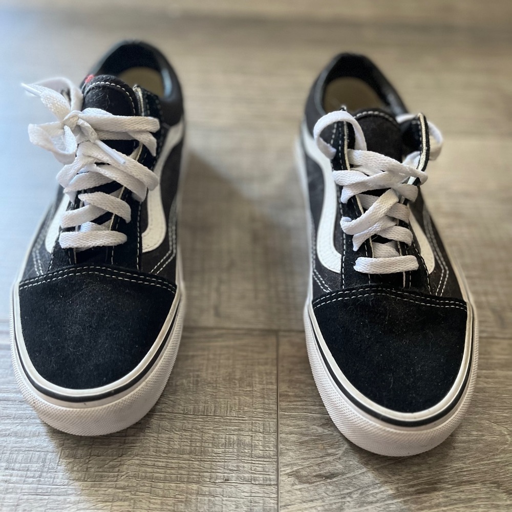 Black and White Vans Youth Size 4